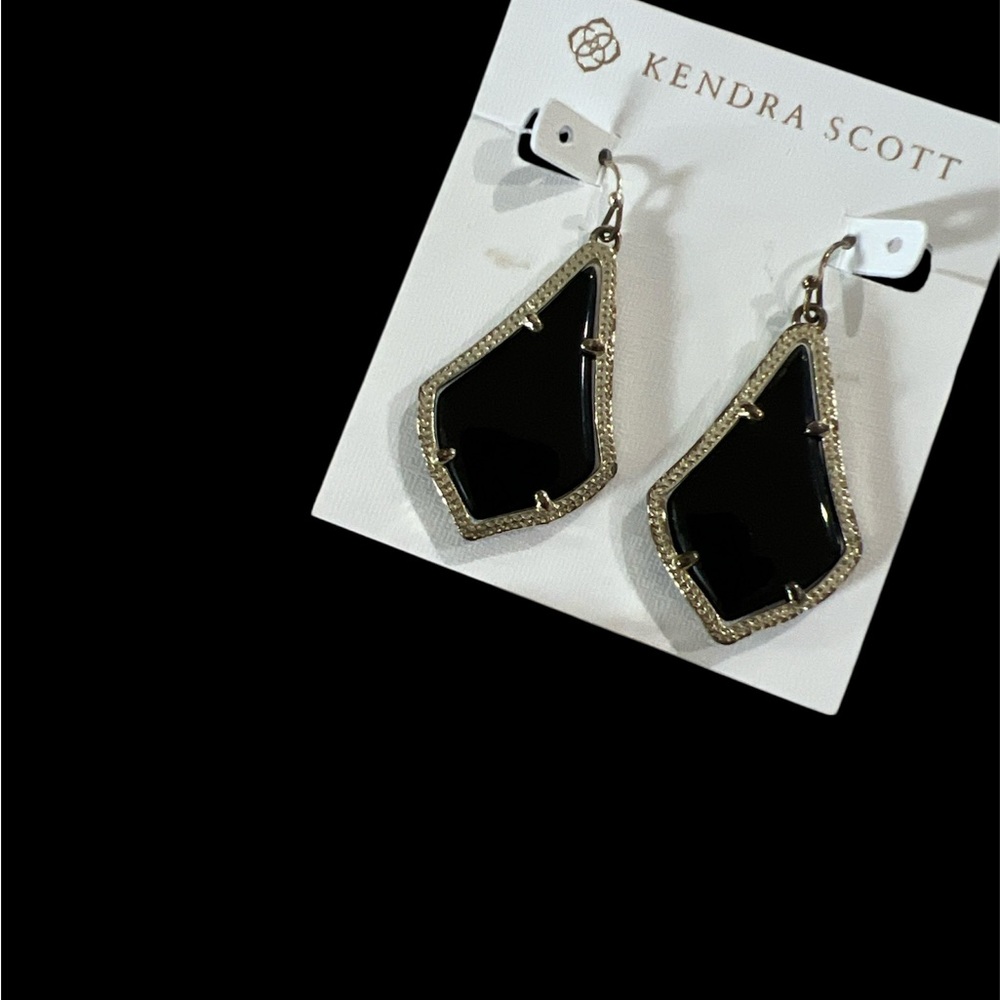 Kendra Scott Alex Drop Black and Gold Earrings.